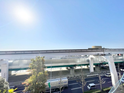 【展望】 | クラウンハイム豊中柴原モノレール駅前 | こちらの物件近くの教育施設や、スーパー・公園など、物件周辺の住環境を併せてご案内させて頂きます。ぜひ、現地での暮らしをイメージなさって下さい！