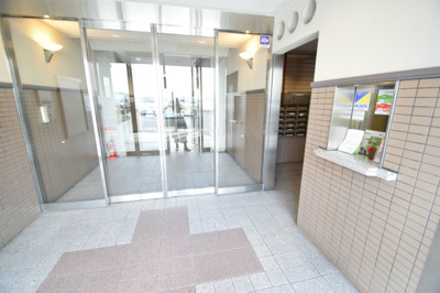 【その他共用部分】 | クラウンハイム豊中柴原モノレール駅前 | 現在ご返済中のカーローン・カードローン・教育ローンなどを住宅ローンに一本化したり、家具家電購入費用・引越し費用を住宅ローンと組み合わせるなど、お客さまにメリットの多い住宅ローンのご提案が可能です。