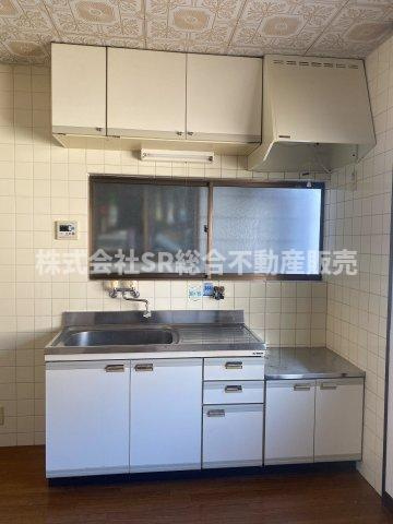 岩田町5丁目中古戸建のキッチン|キッチンでお料理をお楽しみください