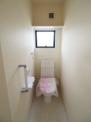 【トイレ】 | Livele Garden.S　笹木野町裏第４　１号棟 | ★内覧予約で新米4kg★