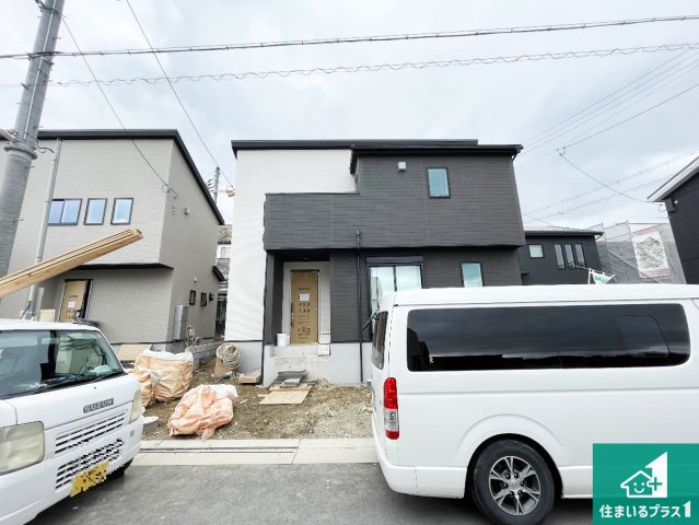 川西市笹部　第2期　新築一戸建ての外観|周辺は落ち着いた街並みの住宅地！子育てがしやすい住環境です！まだ未完成ですが、現地でしかわからない事もございます。是非一度ご覧ください。