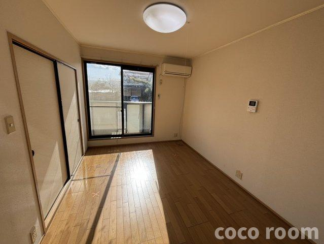 ピュアIIBの居間・リビング