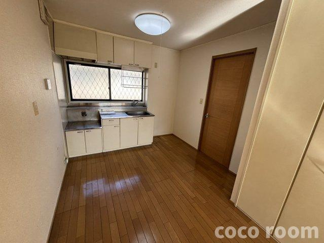 ピュアIIBの居間・リビング