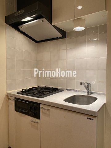 エスティメゾン神田のキッチン