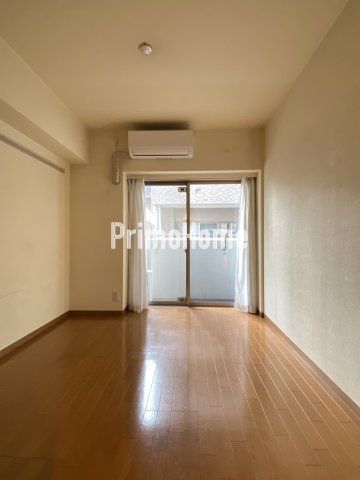 エスティメゾン神田の居間・リビング