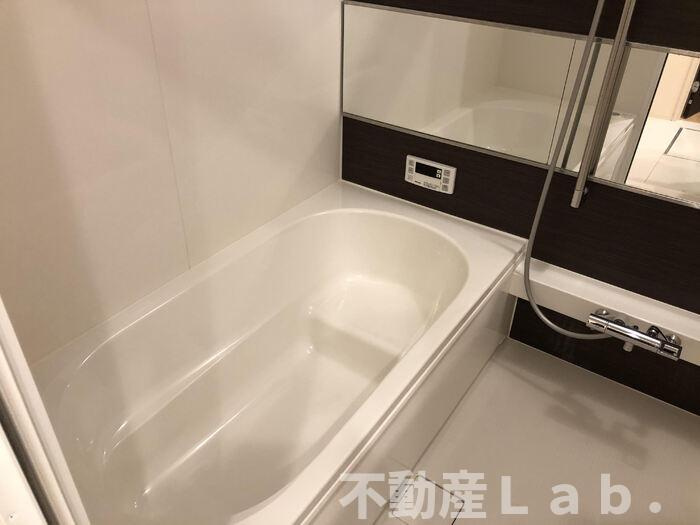 グレイスルポ　B棟の浴室