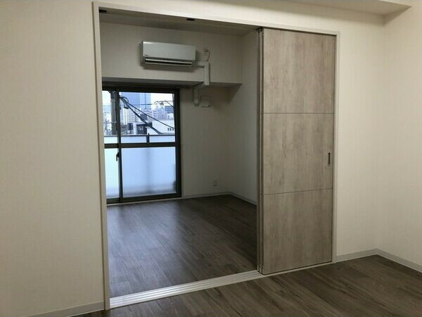 プレスティ則武の居間・リビング