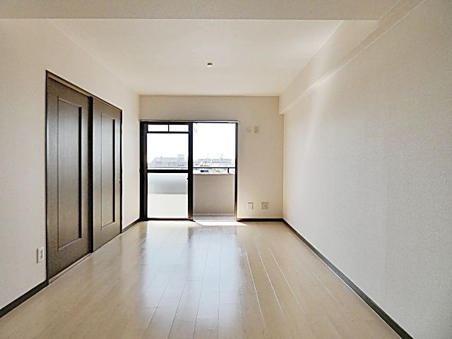 リバーサイド雅の居間・リビング