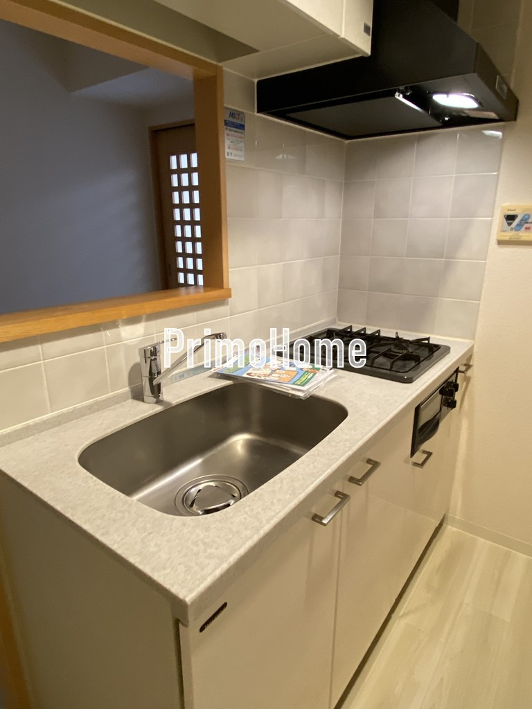 エスティメゾン神田のキッチン