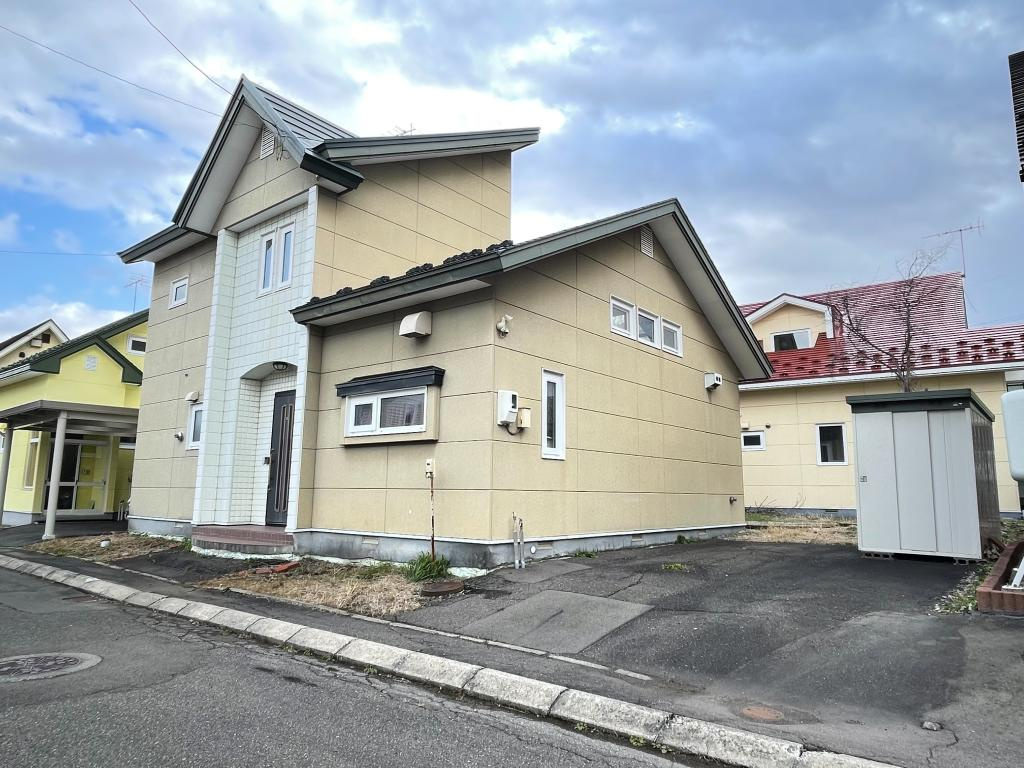 中古住宅　帯広市西24条南3丁目の外観