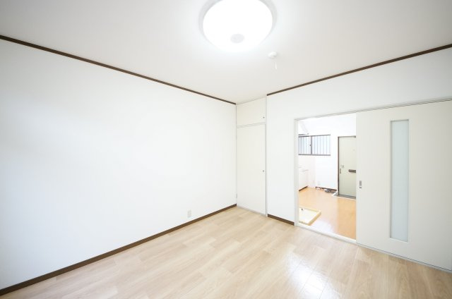 コーポトワイライトの居間・リビング|※写真は別の部屋のものです。