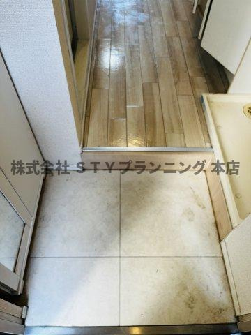 仲介手数料0円！東山ビレッジの玄関