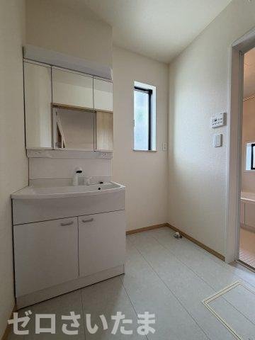 《仲介手数料無料》久喜市青毛１丁目6-1新築一戸建てハートフルタウンのランドリースペース