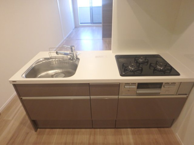 【キッチン】 | ＣｈiｃＰｉｅｃｅ西宮北口 | カウンターキッチン