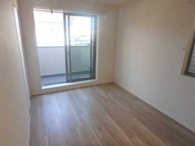 【寝室】 | ＣｈiｃＰｉｅｃｅ西宮北口 | 気持ちいい玄関をキープできるシューズボックス