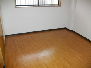 サンライズ三ツ池の寝室