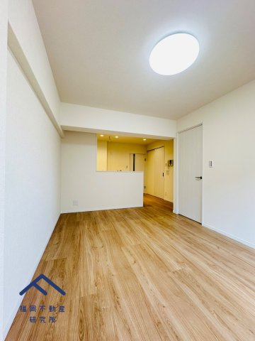 ロータリープラザ二日市の居間・リビング