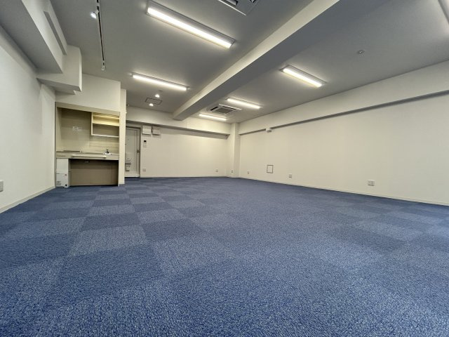 オーロラ三田　101の駐車場