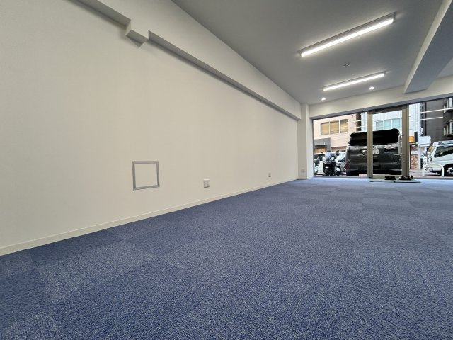 オーロラ三田　101の駐車場