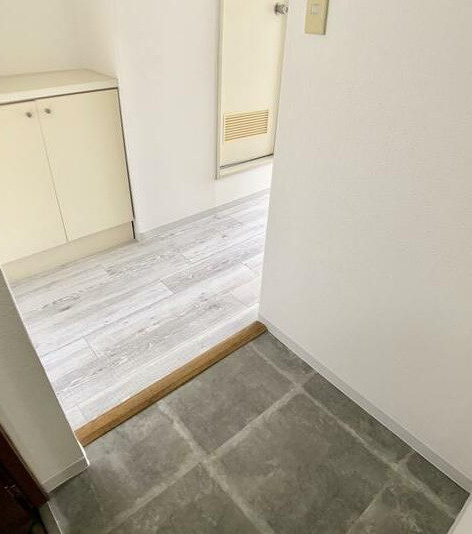 【玄関】 | シルクアベニュー2(シルクアベニューツー)