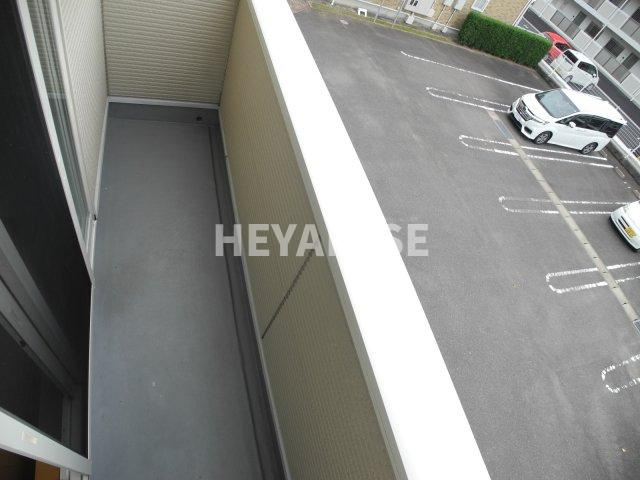 トライアンフ マリンタウンCのバルコニー|※室内画像は類似物件のもの