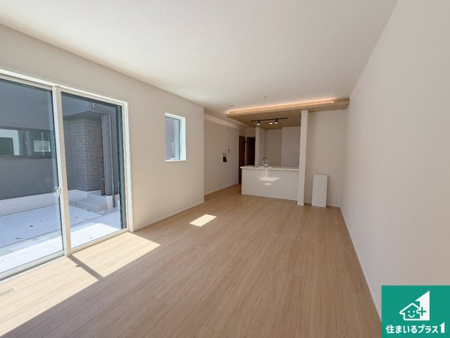 尼崎市塚口町　第1期　新築一戸建ての前面道路含む現地写真|周辺は落ち着いた街並みの住宅地！子育てがしやすい住環境です！まだ未完成ですが、現地でしかわからない事もございます。是非一度ご覧ください。