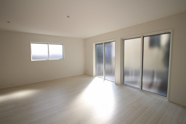 【居間・リビング】 | 朝霞市根岸台８丁目　新築一戸建住宅　全1棟（朝霞店） | 2026年2月16日撮影