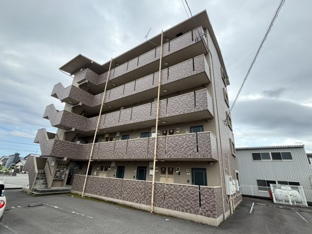 ドルフィンの外観