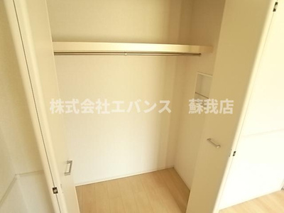 【収納】 | ヴァンヴェール・ヒルD | こまごまとしたものを収納できそうですね