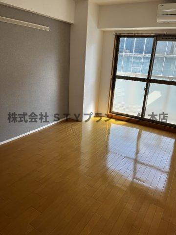 仲介手数料0円！リアライズ今池(旧:ニッコーテラス)の居間・リビング