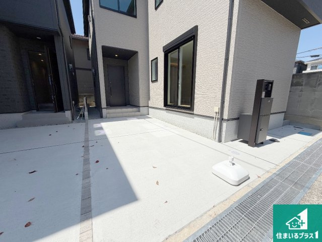 尼崎市塚口町　第1期　新築一戸建ての駐車場|駐車スペース！散水栓があるので、こまめに愛車を洗えます！