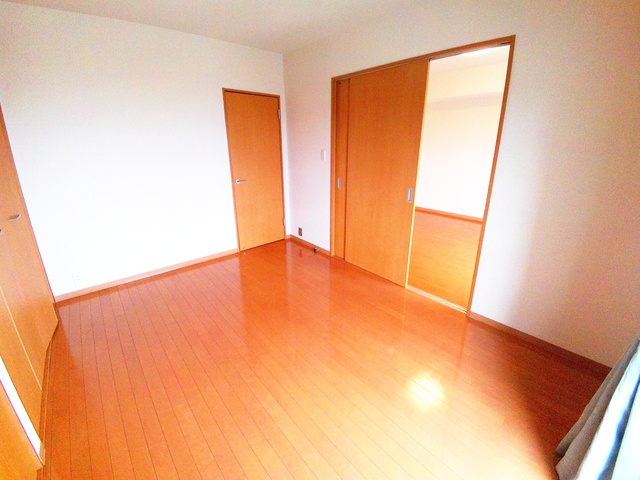 サンビルダー美野丘の居間・リビング