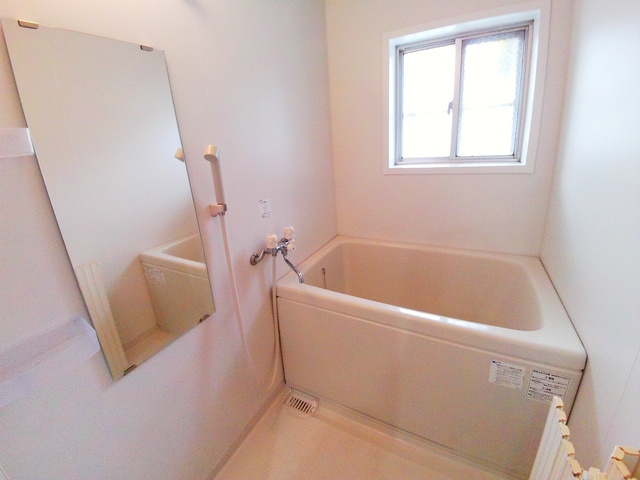 サンビルダー美野丘の浴室