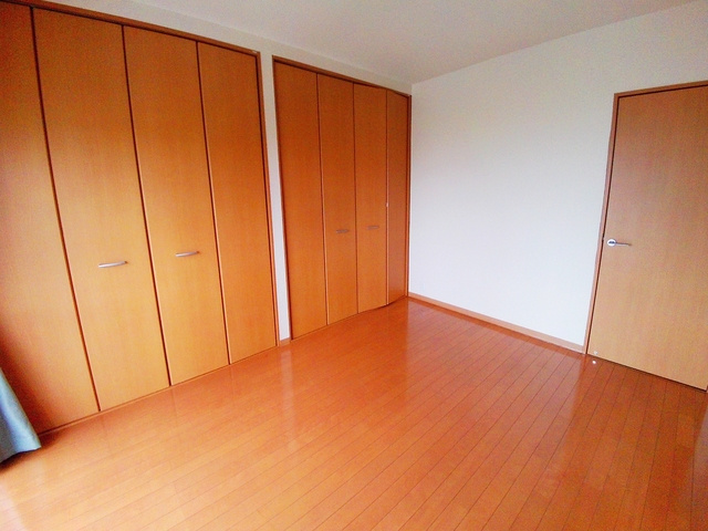 サンビルダー美野丘の居間・リビング