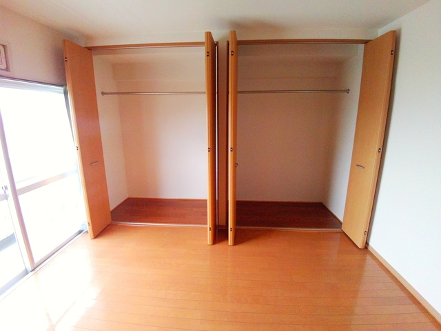 サンビルダー美野丘の収納