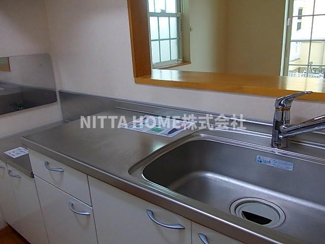 ベル　グランデ　ヤサカ　Ａのキッチン|家事のしやすいカウンターキッチンです◎