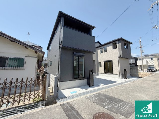 尼崎市塚口町　第1期　新築一戸建ての外観|安心の10年保証！外観を美しく保ち、雨水で汚れを落とします！気になることがありましたら、お気軽にお問い合わせください！