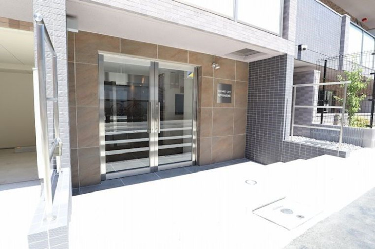 【エントランス】SQUARE CITY KITAMAGOME 