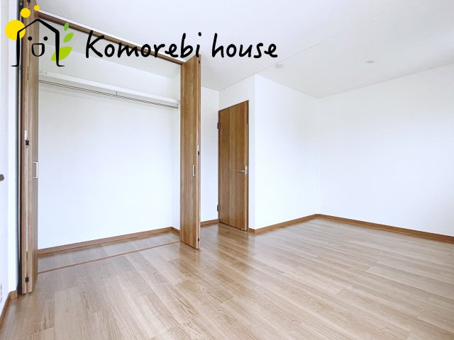 さいたま市見沼区大和田町　中古戸建の寝室|落ち着いた色調の寝室です