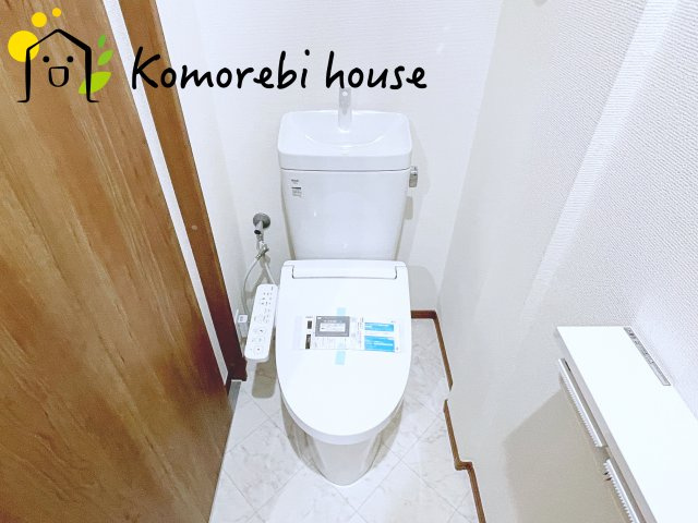 さいたま市見沼区大和田町　中古戸建のトイレ|落ち着いた色調のトイレです