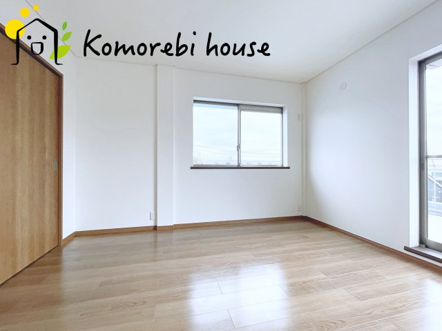 さいたま市見沼区大和田町　中古戸建の洋室|落ち着いた色調の洋室です