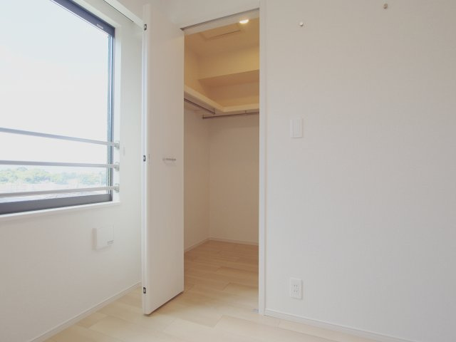 広島市安芸区矢野東６丁目のアパートの収納