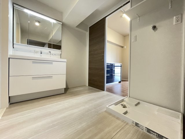 キングスコート豊田生駒の脱衣所