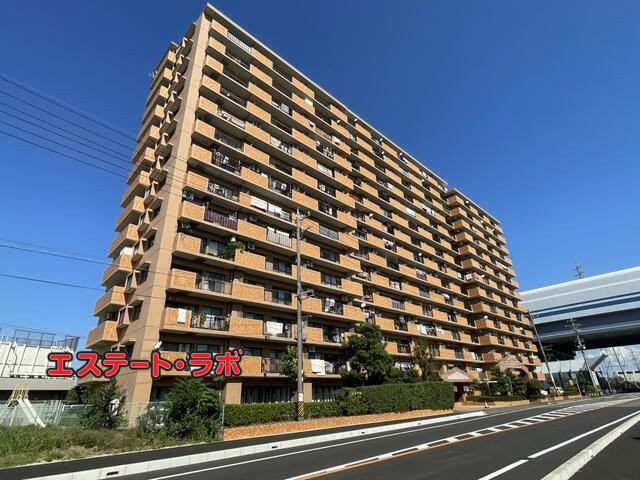 キングスコート豊田生駒の外観|●物件の内覧受付中。
お気軽にお問合せください♪