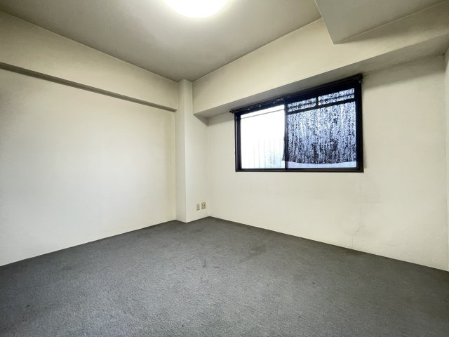 キングスコート豊田生駒の洋室