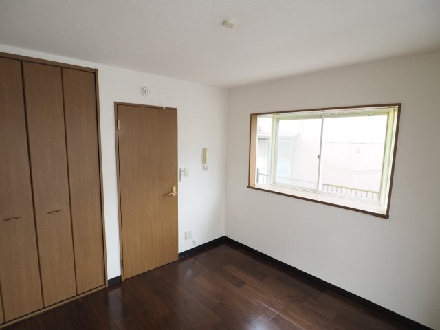 【居間・リビング】 | ラークハイツ