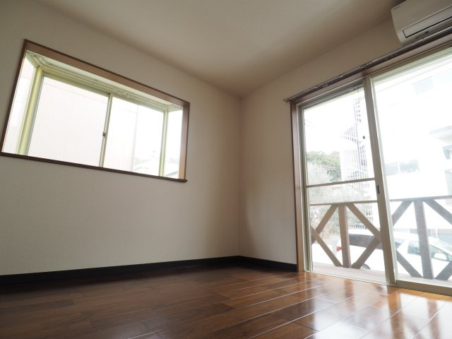 【居間・リビング】 | ラークハイツ