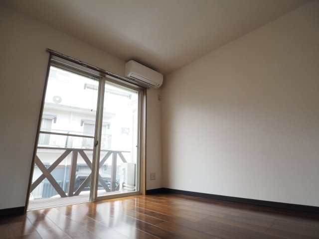 【居間・リビング】 | ラークハイツ