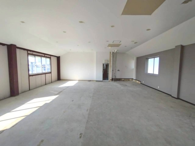 M'sカントリービルの内装