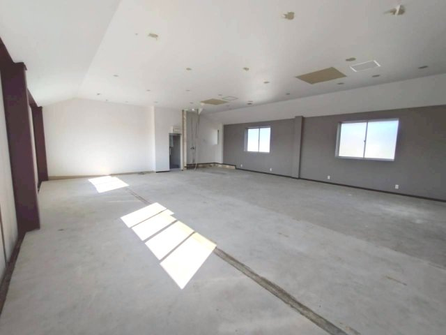 M'sカントリービルの内装